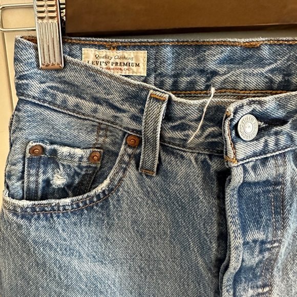 Levi 501 Straight jean - Picture 2 of 4